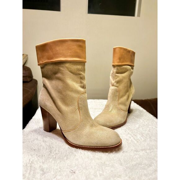 KENNETH COLE New York Smooth Grove Shimmery Gold Leather Mid Ankle Boots 9.5 - Picture 10 of 11